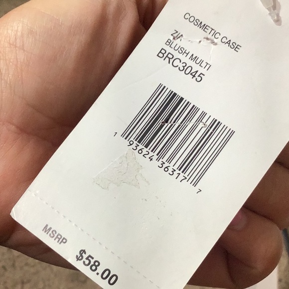 Betsey Johnson NEW - Cosmetic Case - Pink Floral w/ cute Betsey Black Bow - Picture 6 of 6